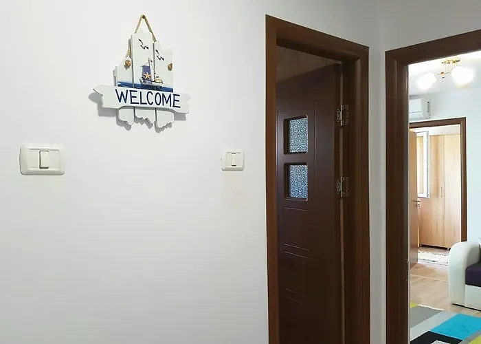 Antonia Sat Vacanta アパート コンスタンツァ