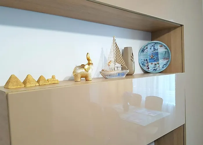 アパート Antonia Sat Vacanta コンスタンツァ